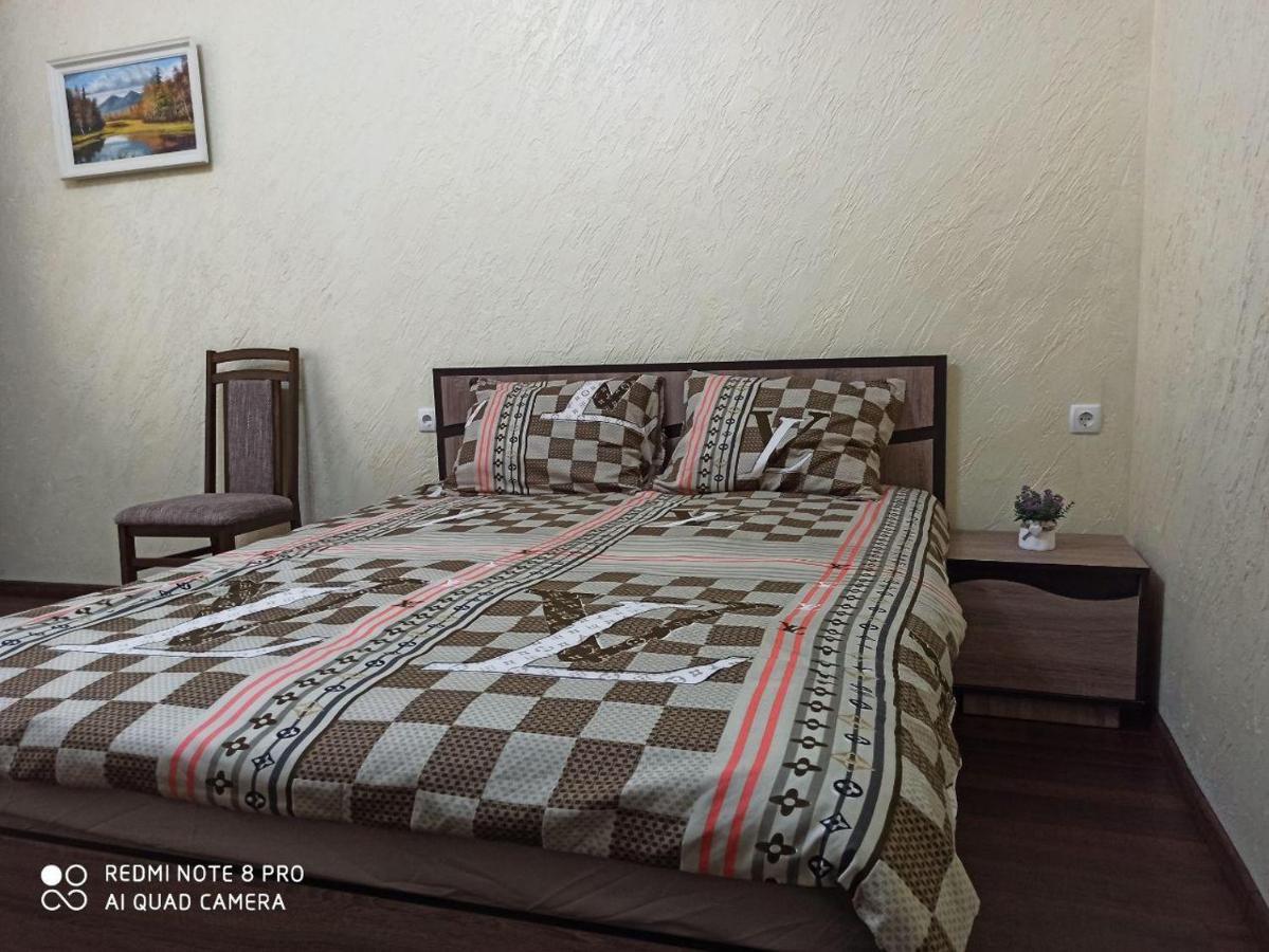 Квартира В Самом Центре Wi-Fi Apartment Chernivtsi Luaran gambar