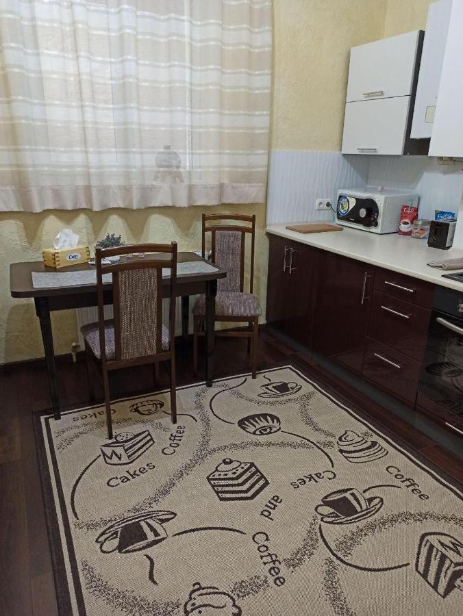 Квартира В Самом Центре Wi-Fi Apartment Chernivtsi Luaran gambar
