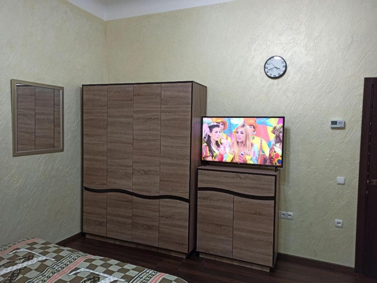 Квартира В Самом Центре Wi-Fi Apartment Chernivtsi Luaran gambar