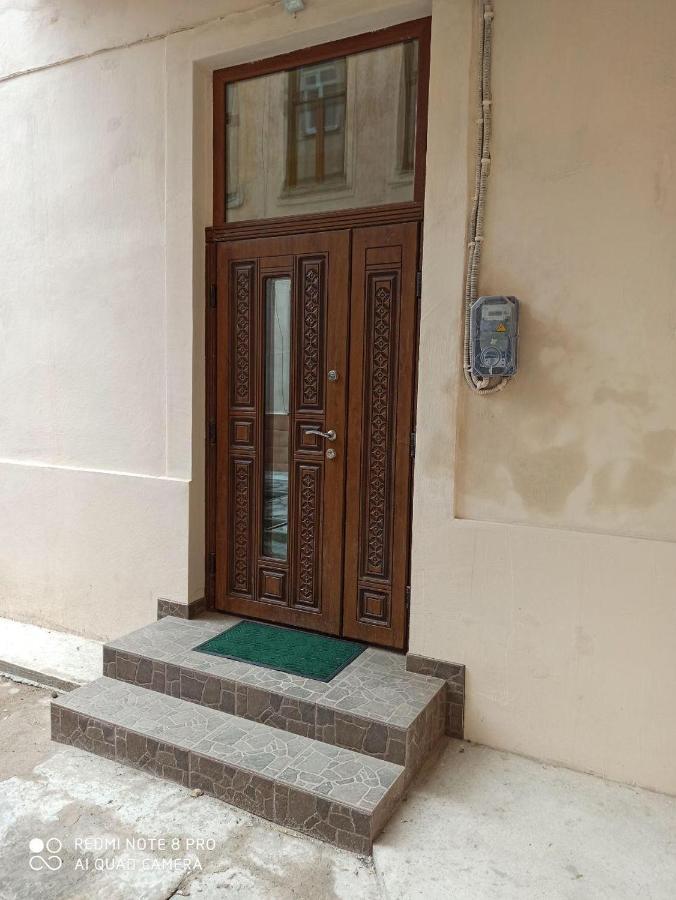 Квартира В Самом Центре Wi-Fi Apartment Chernivtsi Luaran gambar